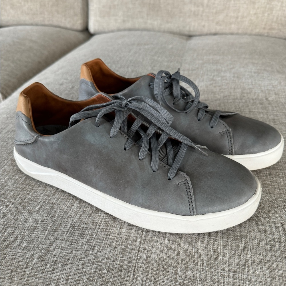 OluKai Men’s Lae‘ahi Lī ‘Ili Sneaker 9M